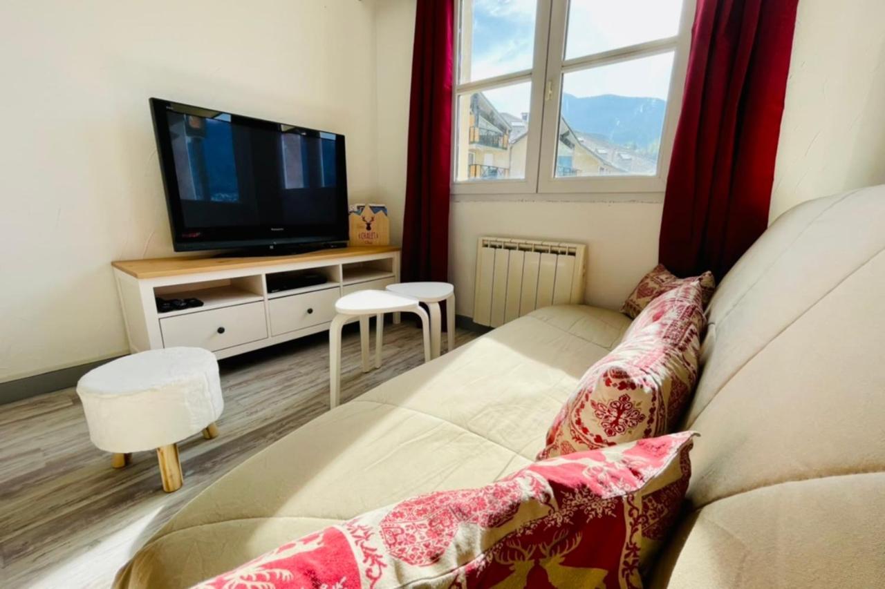 Bright 50 M With Balcony And View On The Valley Briancon  Exterior photo